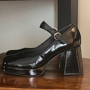 Steve Madden Mary Jane’s Heels